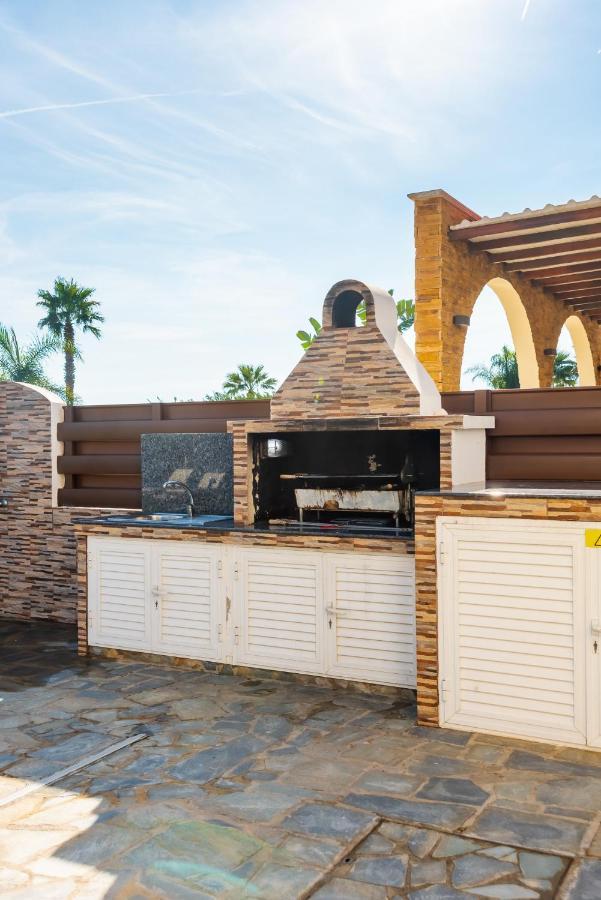 Sea Front Oceanus H2 By Ezoria Villas Ayia Napa Exterior photo