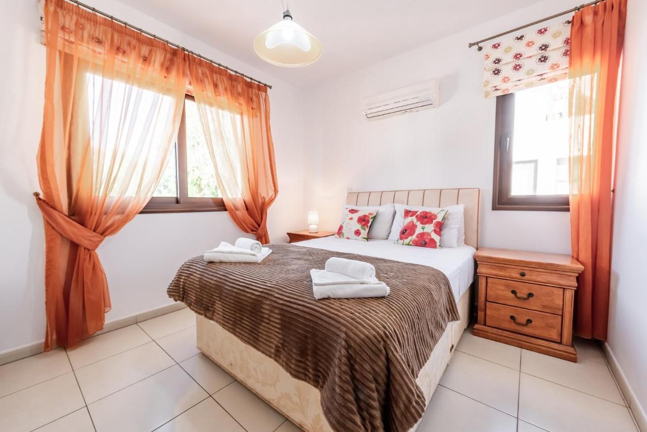 Sea Front Oceanus H2 By Ezoria Villas Ayia Napa Exterior photo