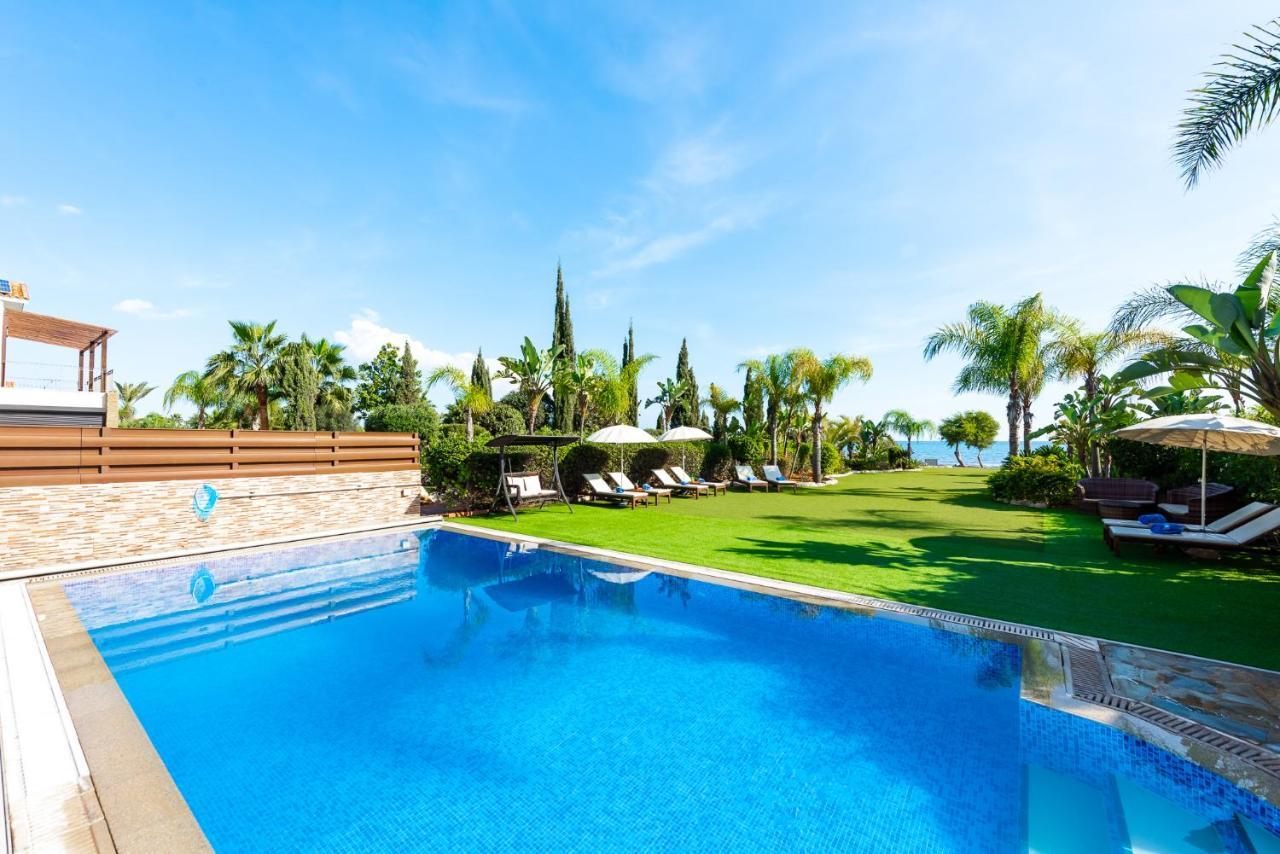 Sea Front Oceanus H2 By Ezoria Villas Ayia Napa Exterior photo